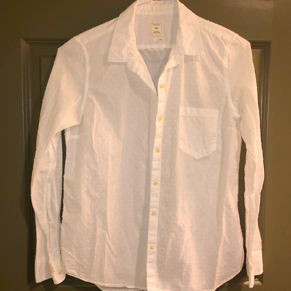 GAP shirt